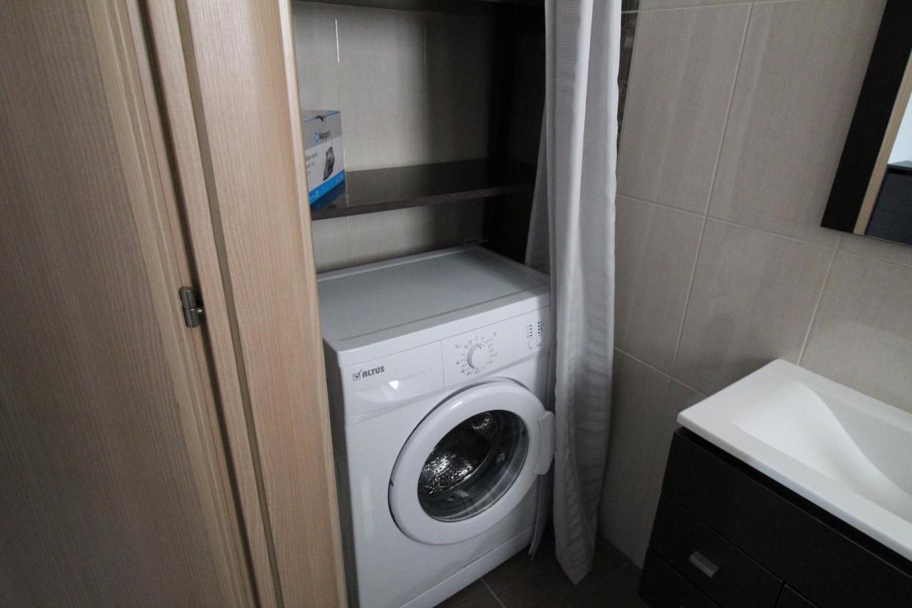 אתונה Lovely 2-Bedroom Apartment מראה חיצוני תמונה