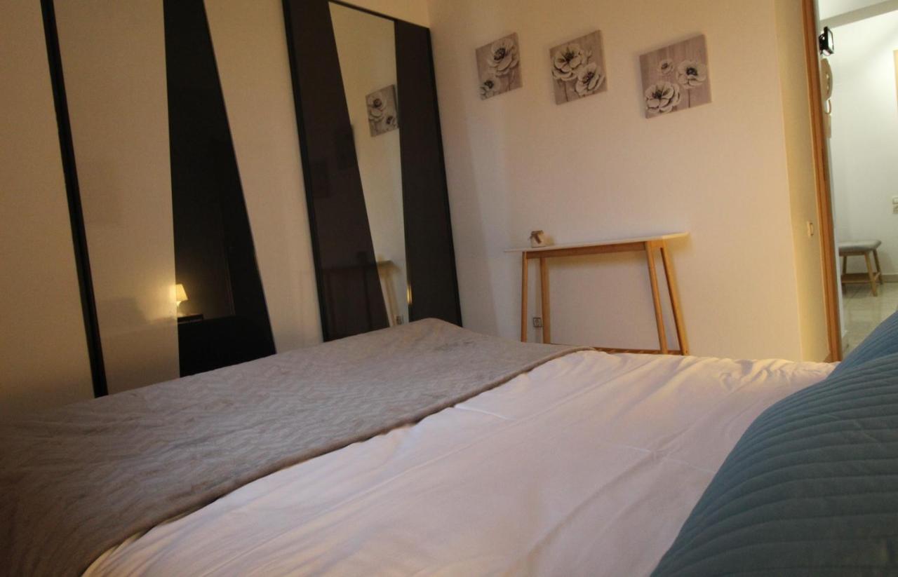 אתונה Lovely 2-Bedroom Apartment מראה חיצוני תמונה