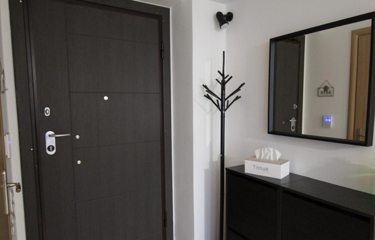 אתונה Lovely 2-Bedroom Apartment מראה חיצוני תמונה